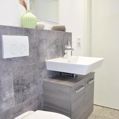 N37 -modern eingerichtete Zimmer in ruhiger Lage Aldingen  Exterior foto