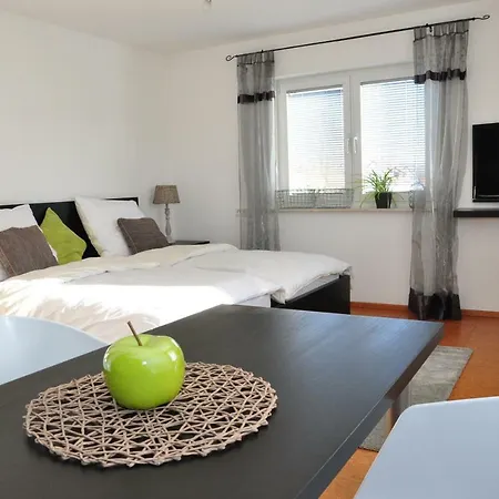 N37 -modern eingerichtete Zimmer in ruhiger Lage Aldingen  Exterior foto
